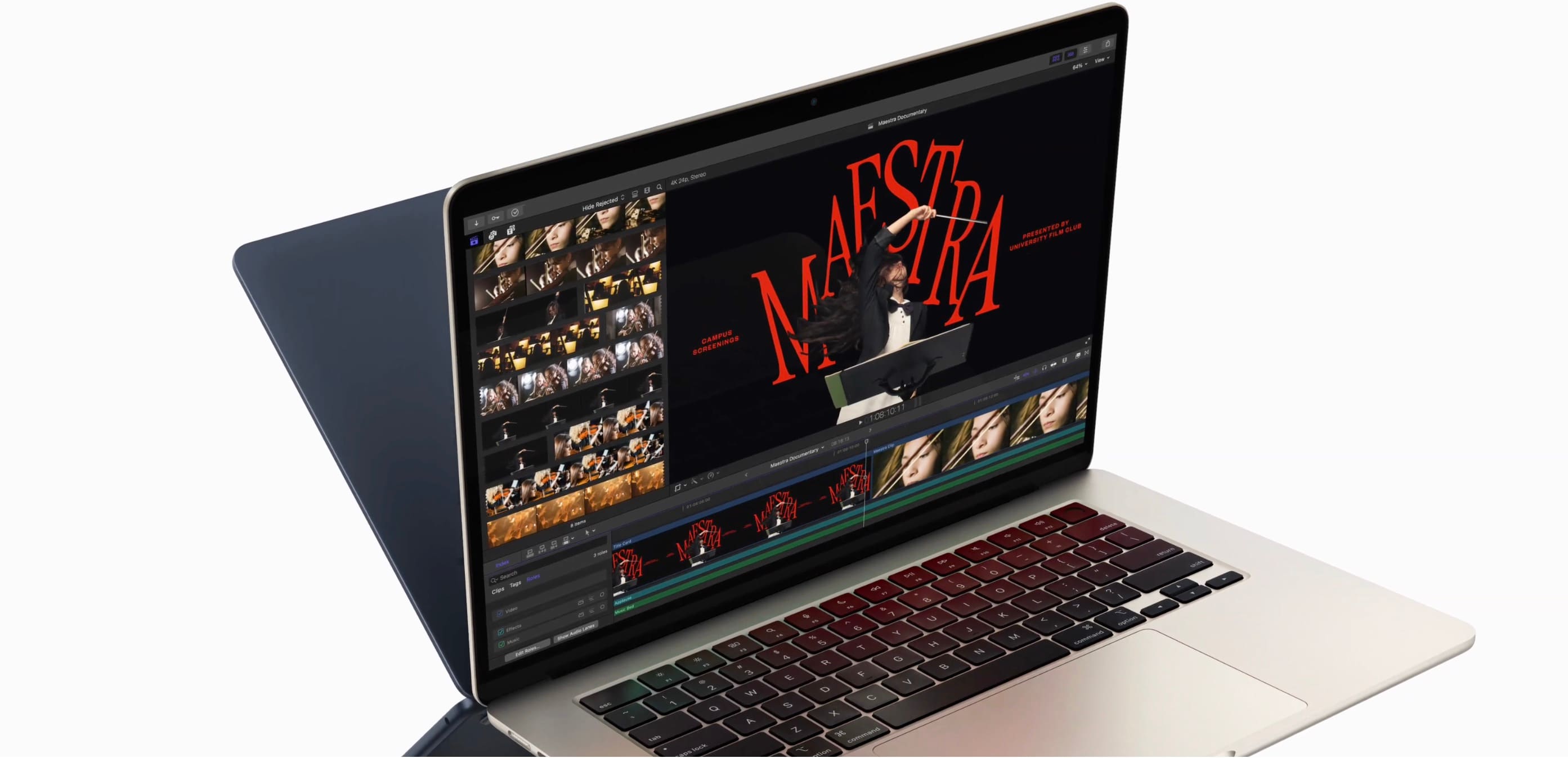 مک بوک ایر M4 با درب باز